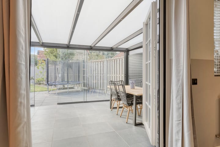 Photo 12 of Broekstraat 1