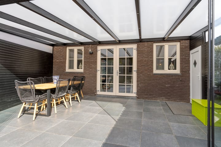 Photo 29 of Broekstraat 1