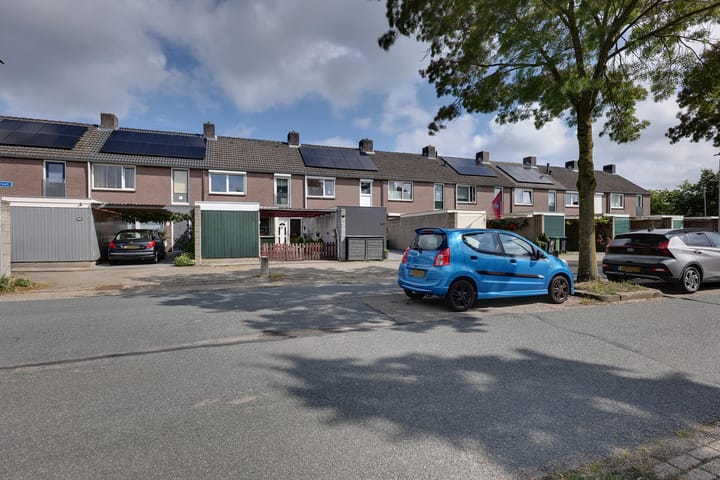 Foto 10 van Delfzijlstraat 87