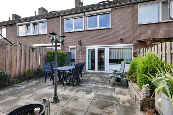 Foto 16 van Delfzijlstraat 87