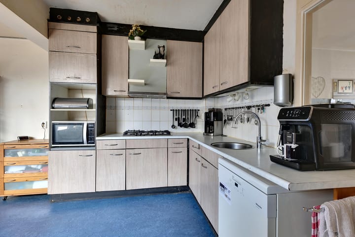 Foto 30 van Delfzijlstraat 87