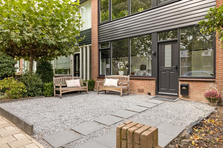 Photo 10 of Wilhelminalaan 24