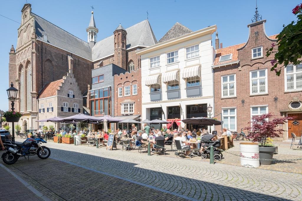 Photo 38 of Baronesstraat 25