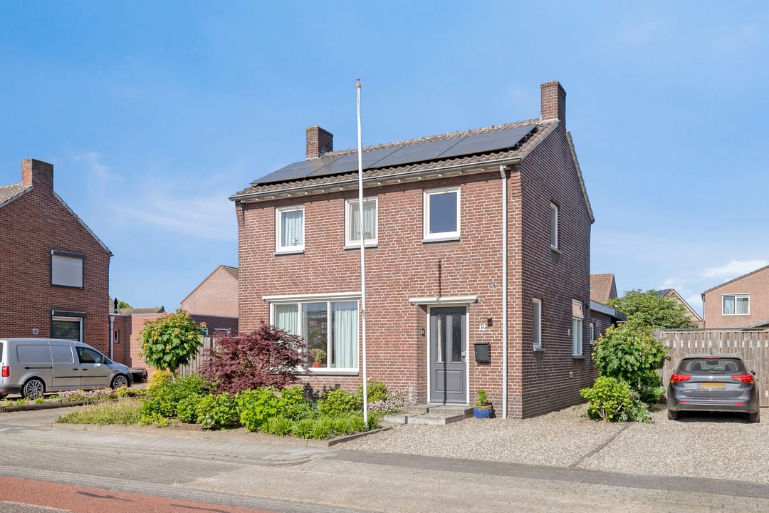 Foto 1 van Burgemeester Ponjéestraat 12