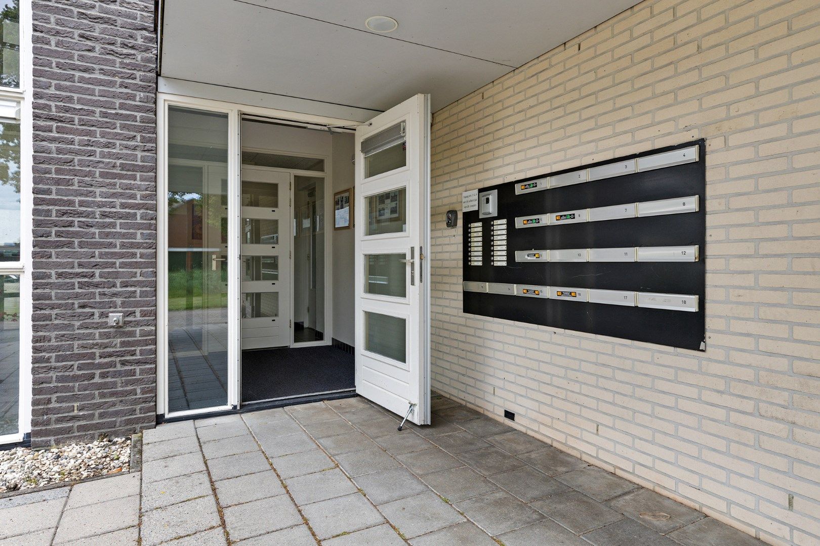 Foto 6 van Iepenlaan 9