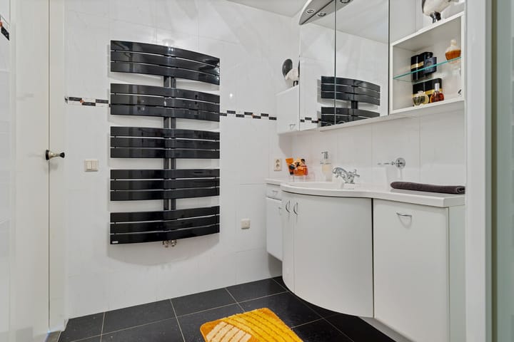 Foto 18 van Iepenlaan 9