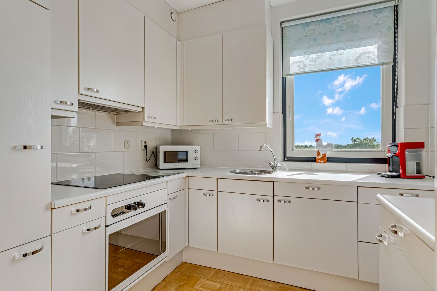 Photo 4 of Koerheuvelweg 3-C