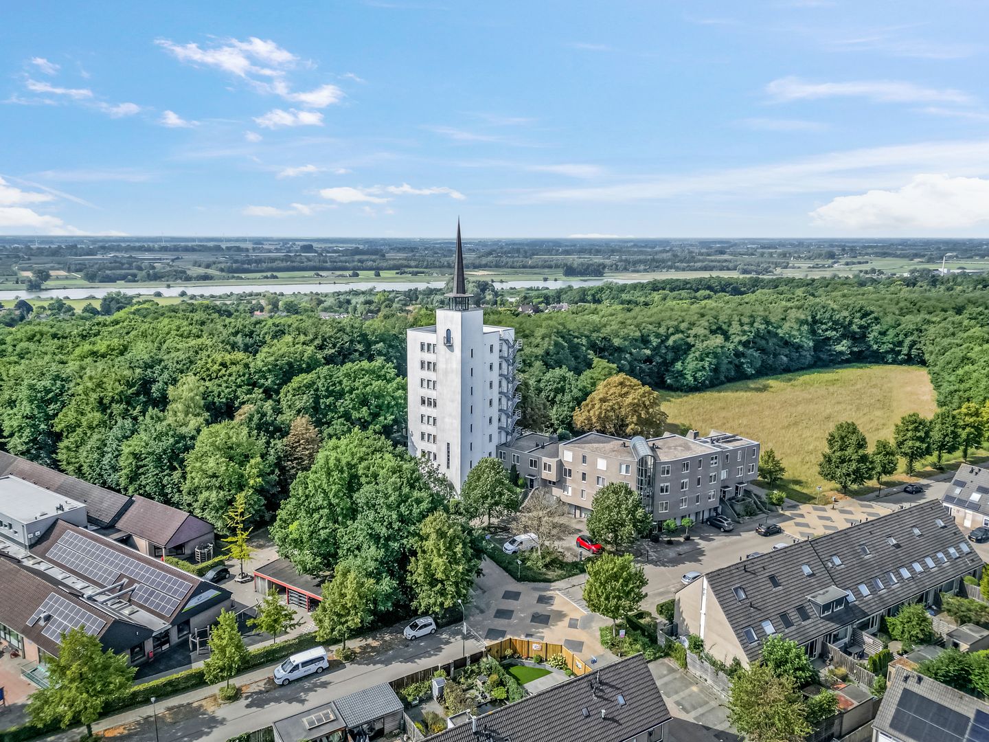 Photo 5 of Koerheuvelweg 3-C