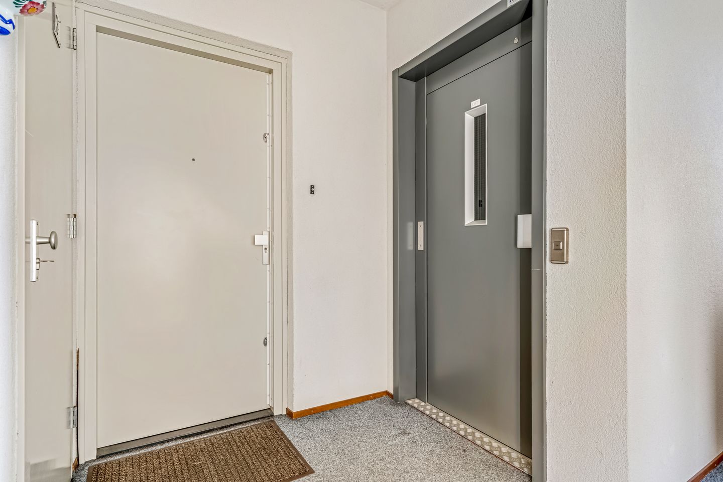 Photo 10 of Koerheuvelweg 3-C