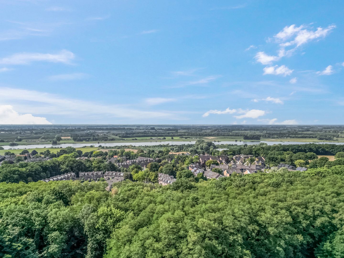 Photo 35 of Koerheuvelweg 3-C