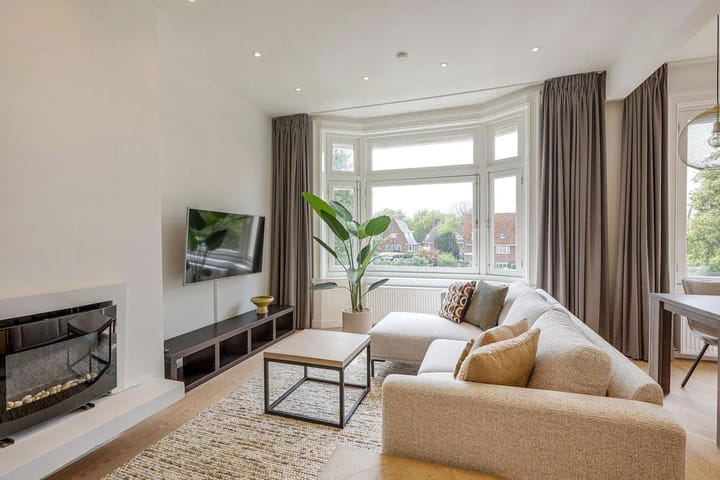 Photo 5 of Reijnier Vinkeleskade 65-2