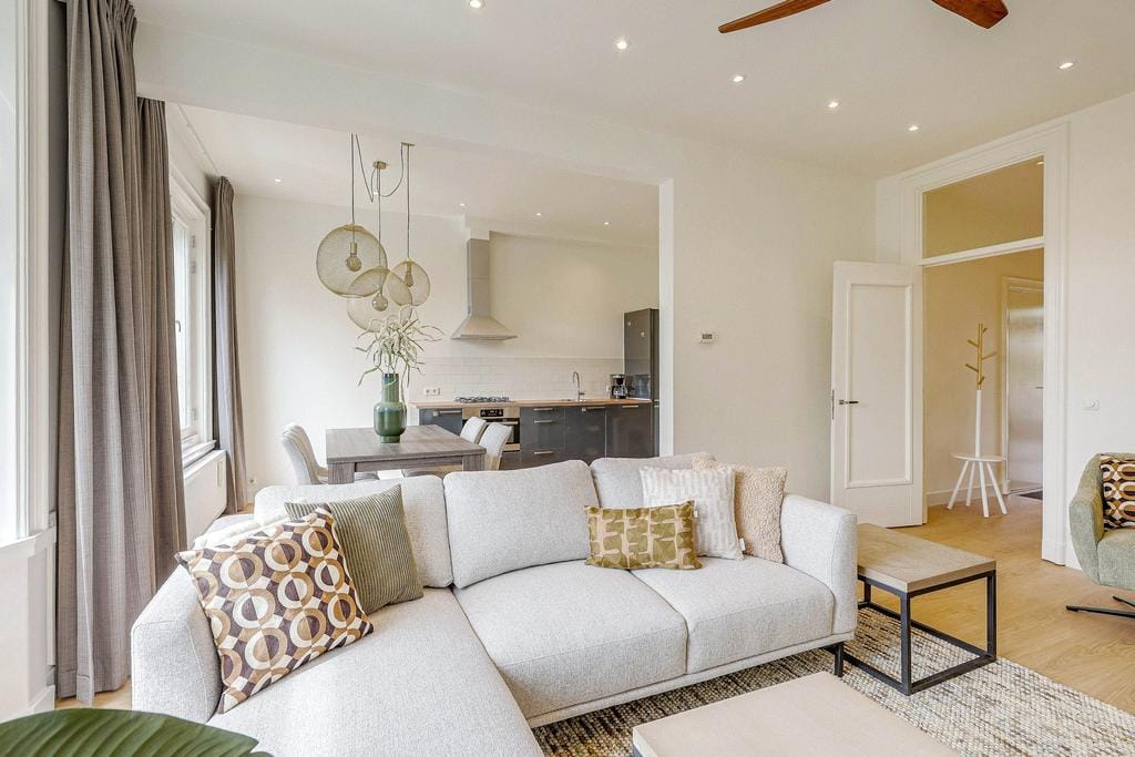 Photo 7 of Reijnier Vinkeleskade 65-2