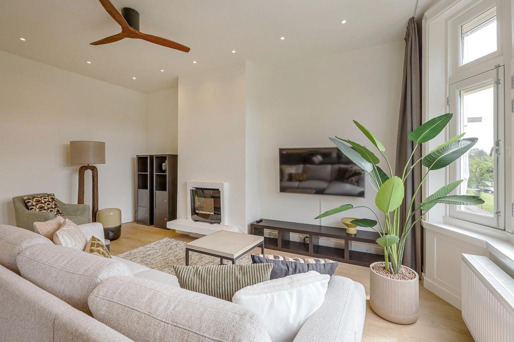 Photo 11 of Reijnier Vinkeleskade 65-2