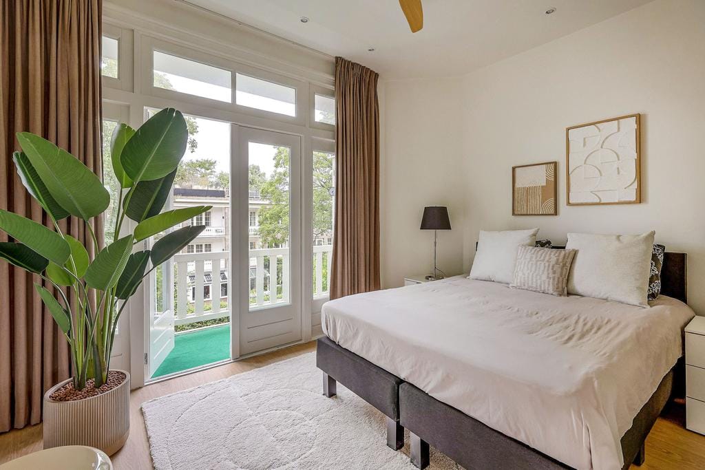 Photo 21 of Reijnier Vinkeleskade 65-2