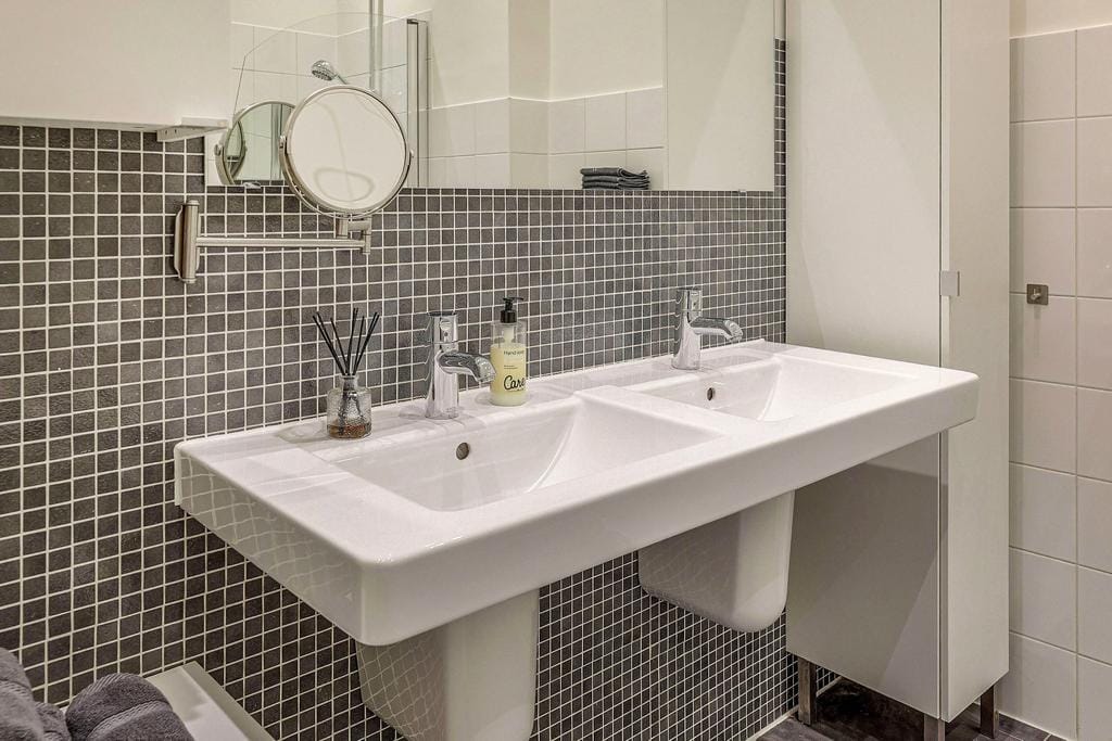 Photo 31 of Reijnier Vinkeleskade 65-2