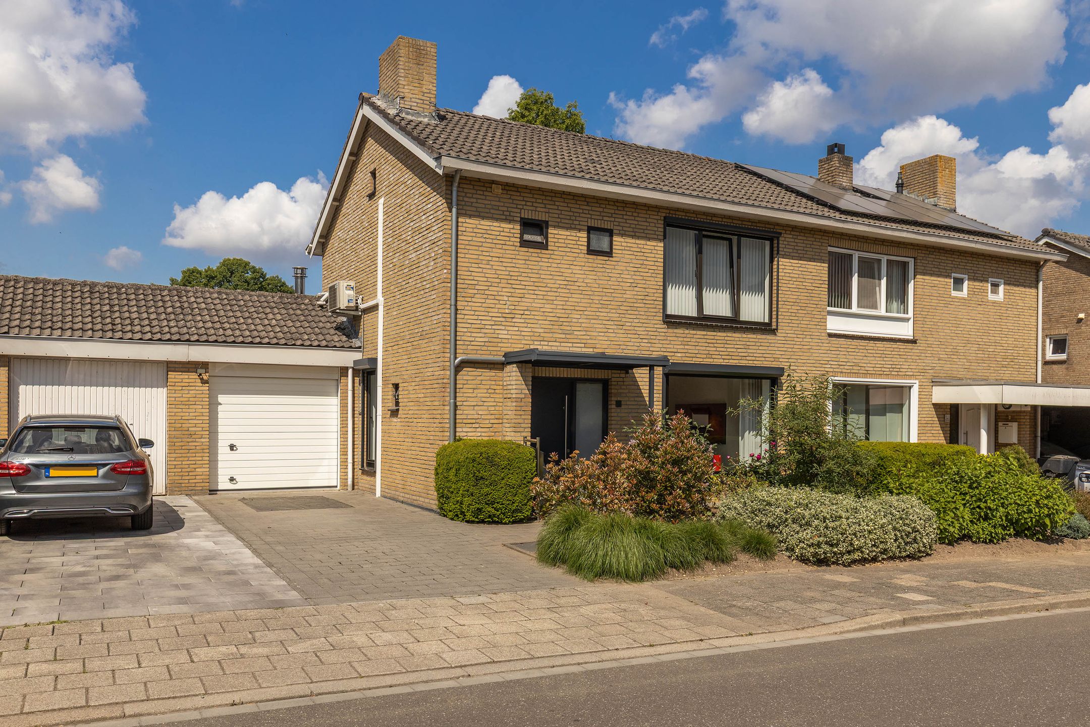 Burg. Lünenschlossstraat, 11, Sittard, 6137PJ, Limburg, Nederland 11