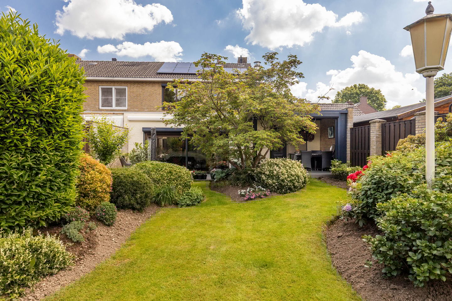 Foto 35 van Burg. Lünenschlossstraat 11