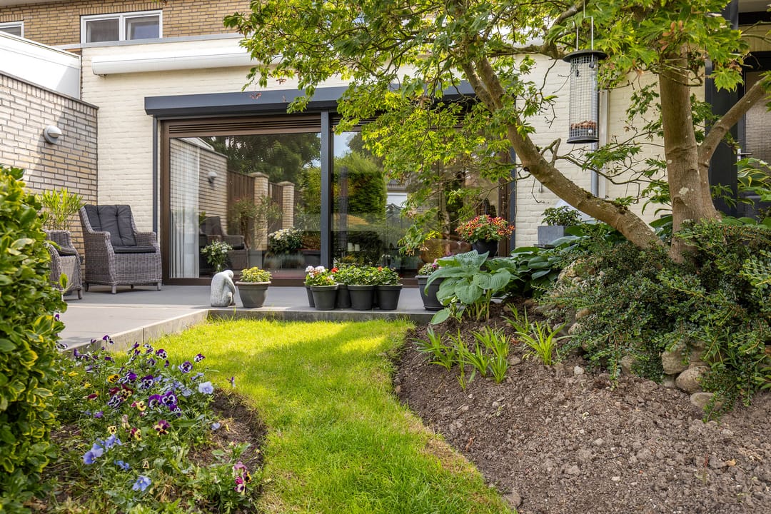 Foto 37 van Burg. Lünenschlossstraat 11