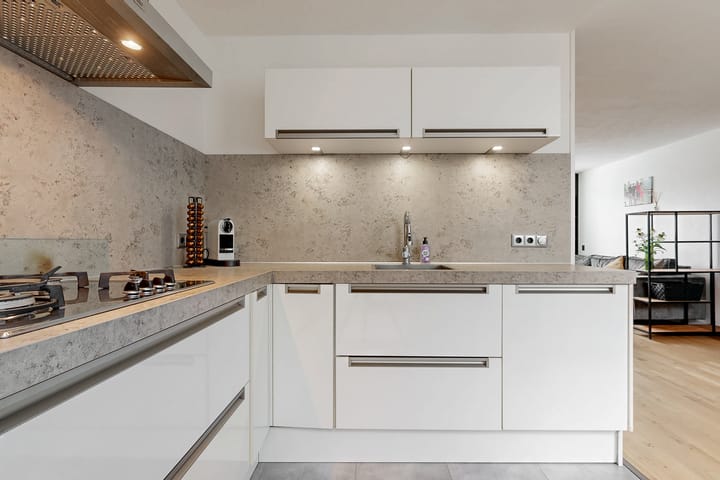 Photo 9 of Darwinstraat 9