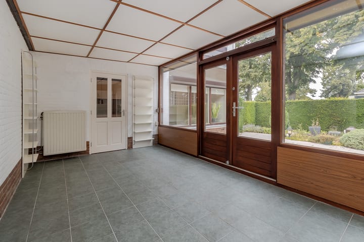 Photo 19 of Pagestraat 10