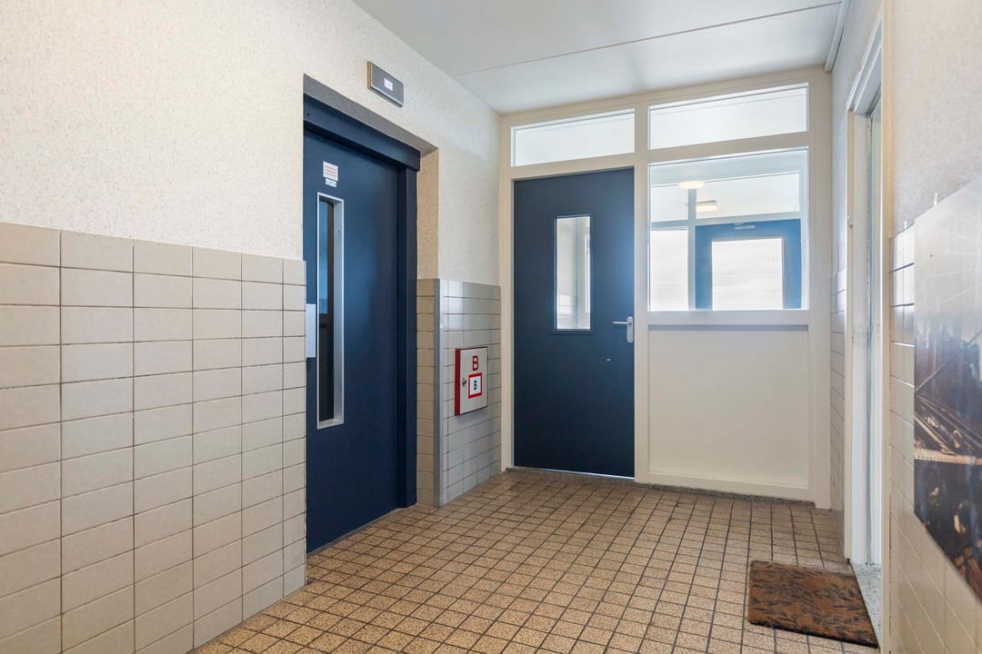 Photo 8 of Kalmoesstraat 83