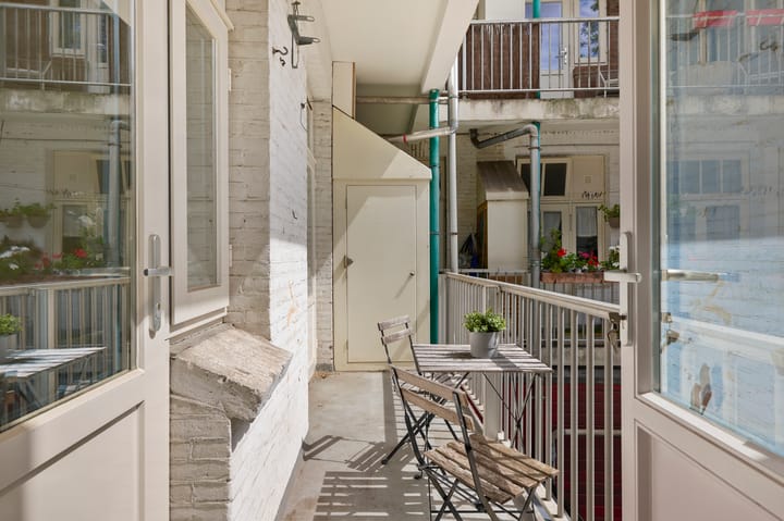 Foto 19 van Admiraal De Ruijterweg 81-1