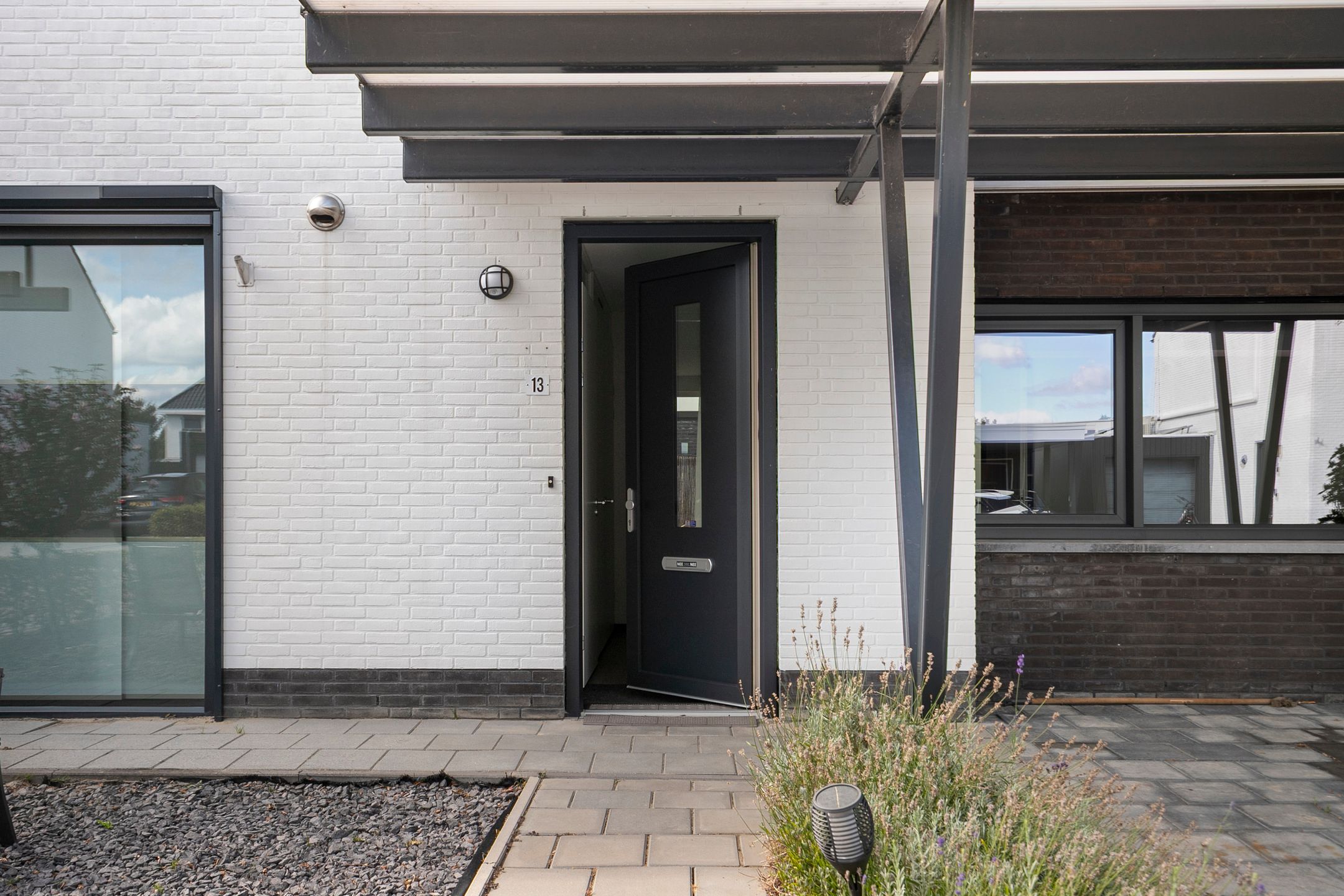 Foto 3 van De Veilingmeester 13