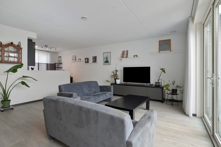 Foto 7 van De Veilingmeester 13