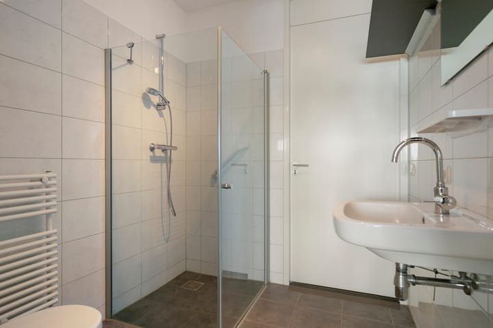 Foto 20 van De Veilingmeester 13