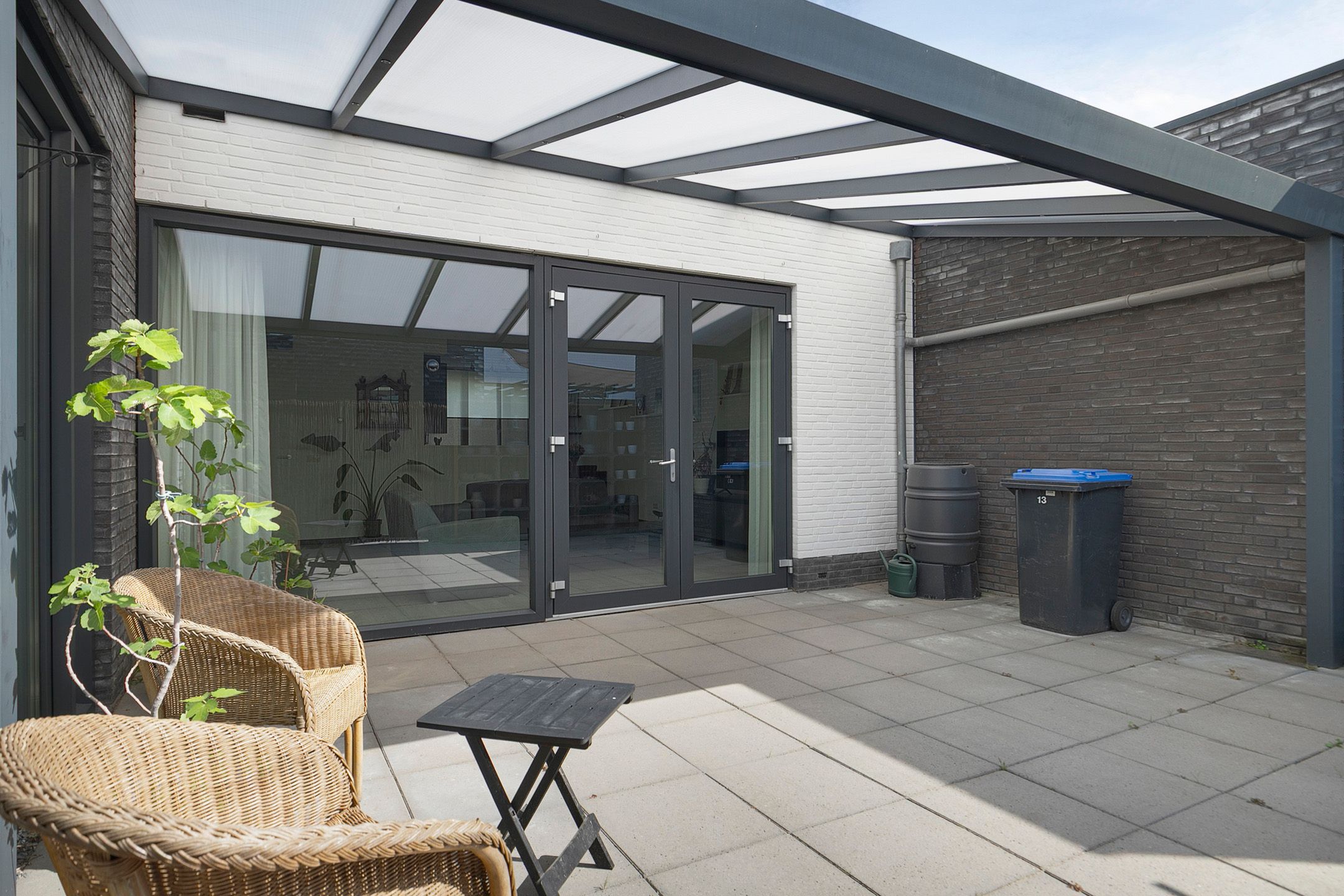 Foto 24 van De Veilingmeester 13