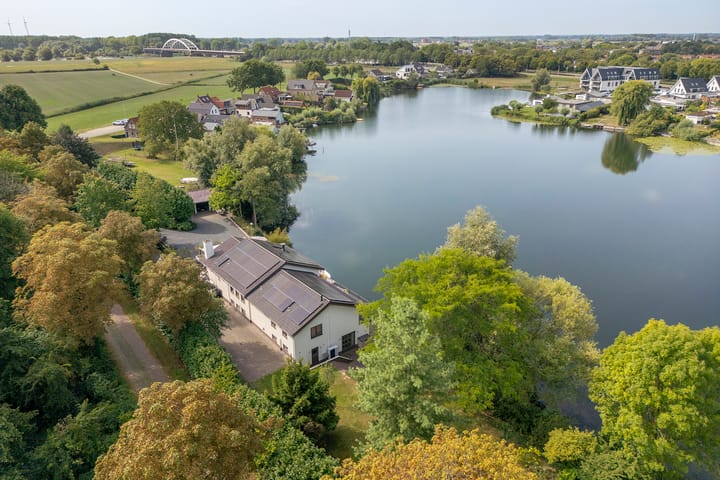 Foto 2 van Stationsweg 10