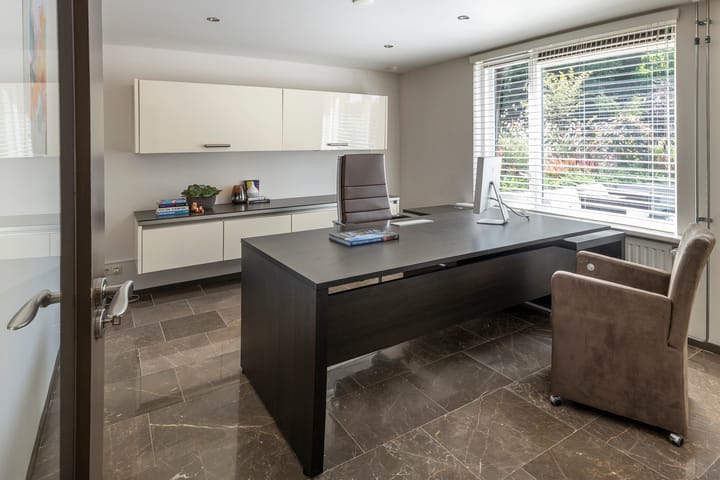 Foto 25 van Stationsweg 10