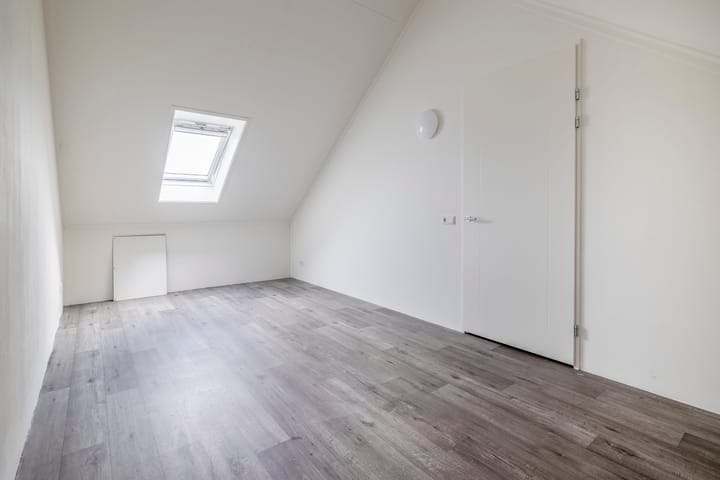 Foto 34 van Rinze Wibbelinkstraat 86