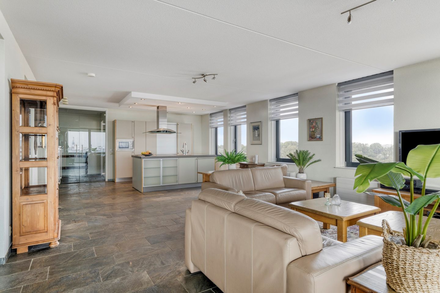 Foto 44 van Strandweg 437