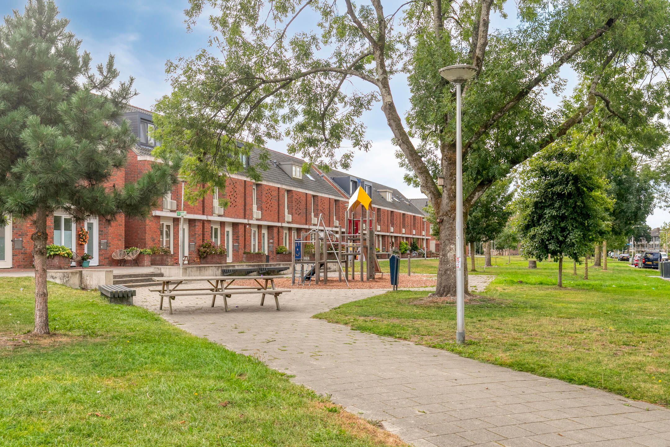 Foto 36 van Puccinistraat 12