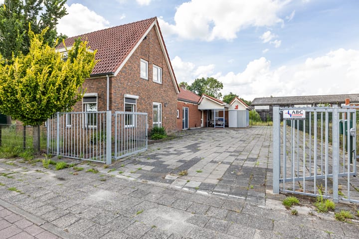 Foto 4 van Weg naar den Dam 3