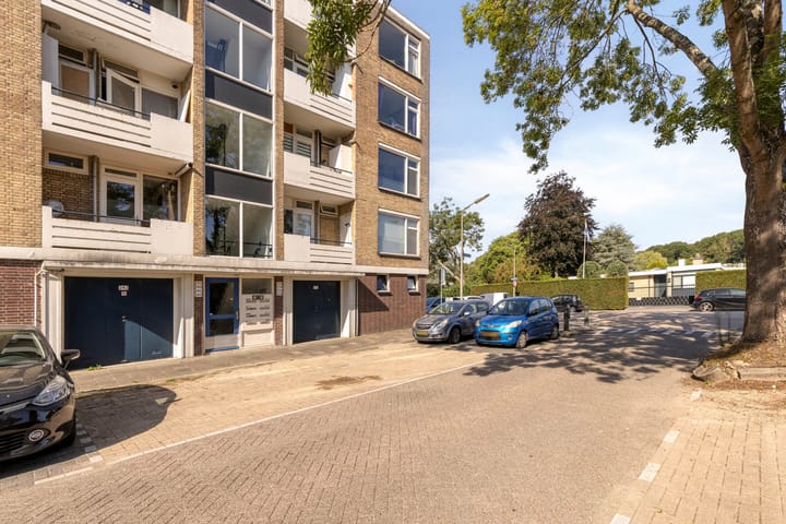 Photo 23 of Dahliastraat 256