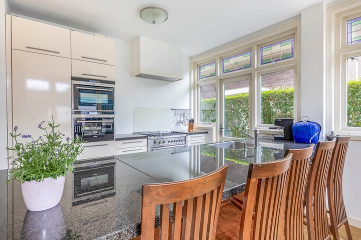 Foto 16 van Adrianalaan 293