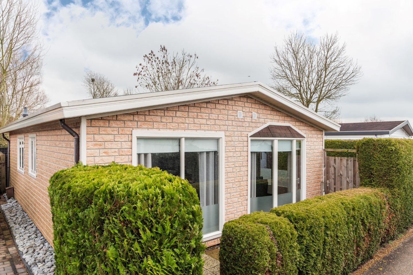 Foto 1 van Rijnbandijk 111-60