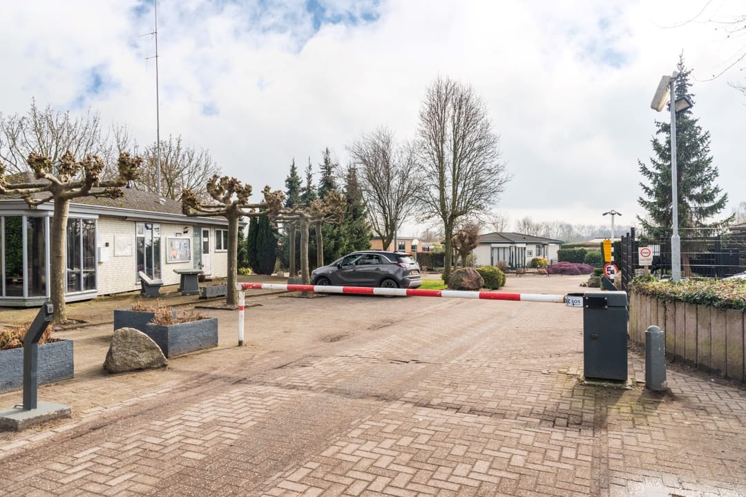 Photo 53 of Rijnbandijk 111-60