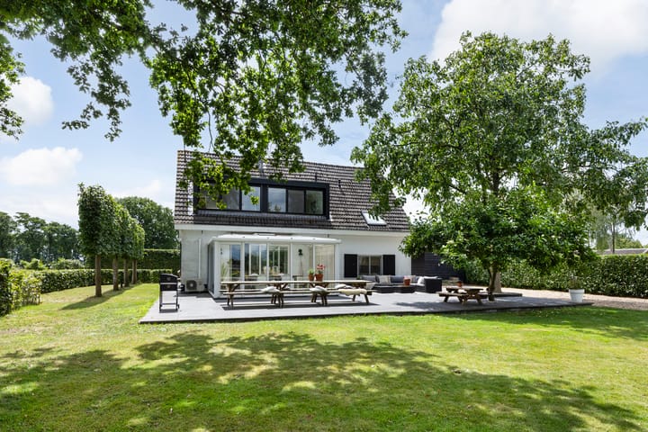 Foto 36 van Broekstraat 10