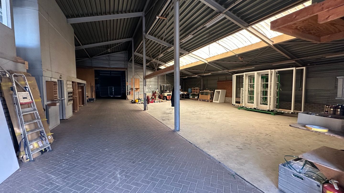 View photo 3 of Kloosterstraat 38