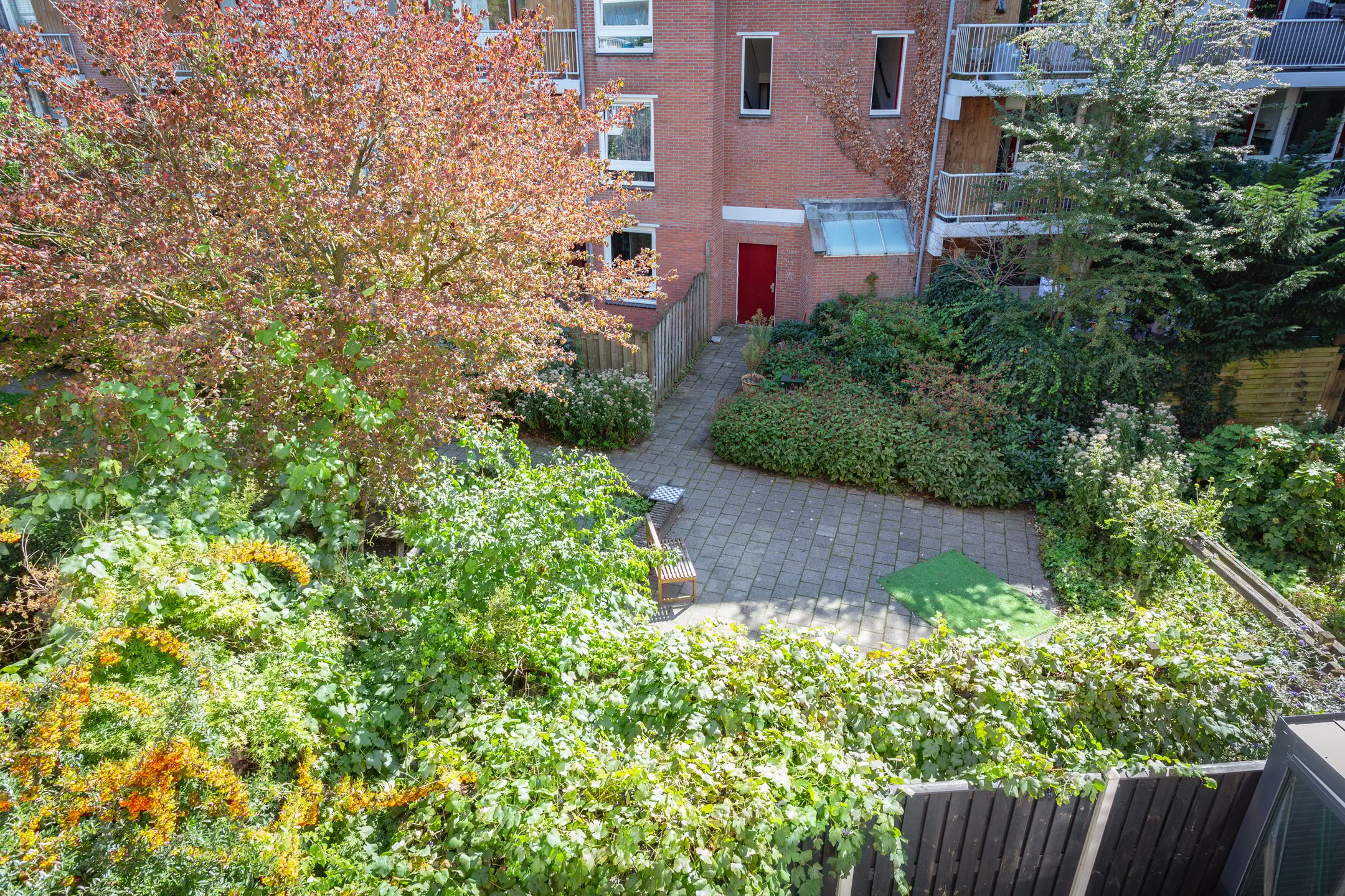 Photo 9 of Minahassastraat 22-D