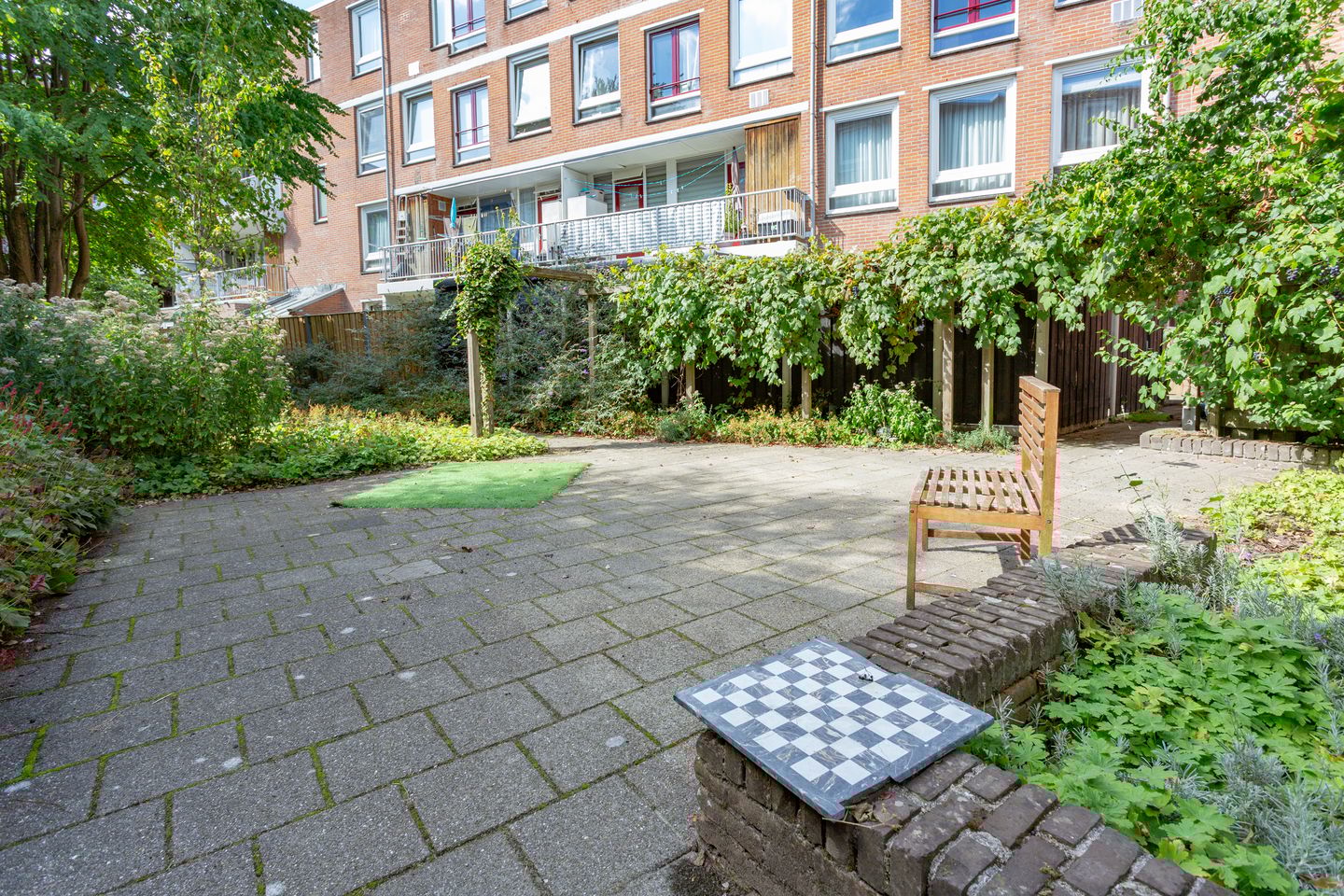 Photo 14 of Minahassastraat 22-D