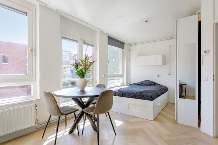 Foto 3 van Minahassastraat 22-D