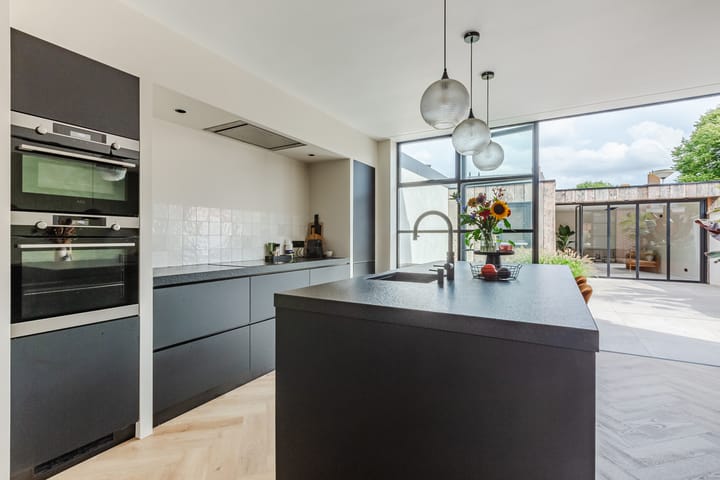 Foto 18 van Wilgenlaan 1