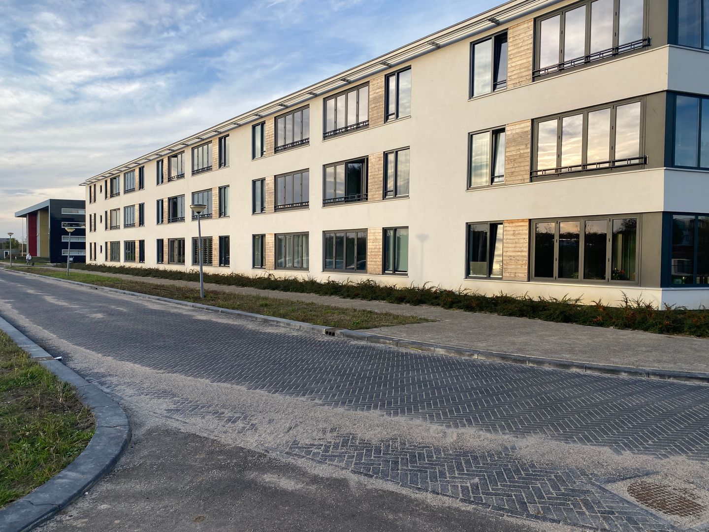 Foto 14 van Midwaystraat 14-B