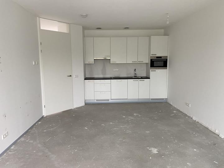 Photo 4 of Midwaystraat 14-B