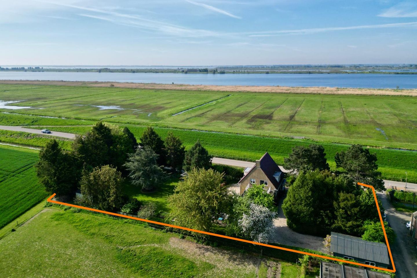 Foto 1 van Nieuwendijk 2