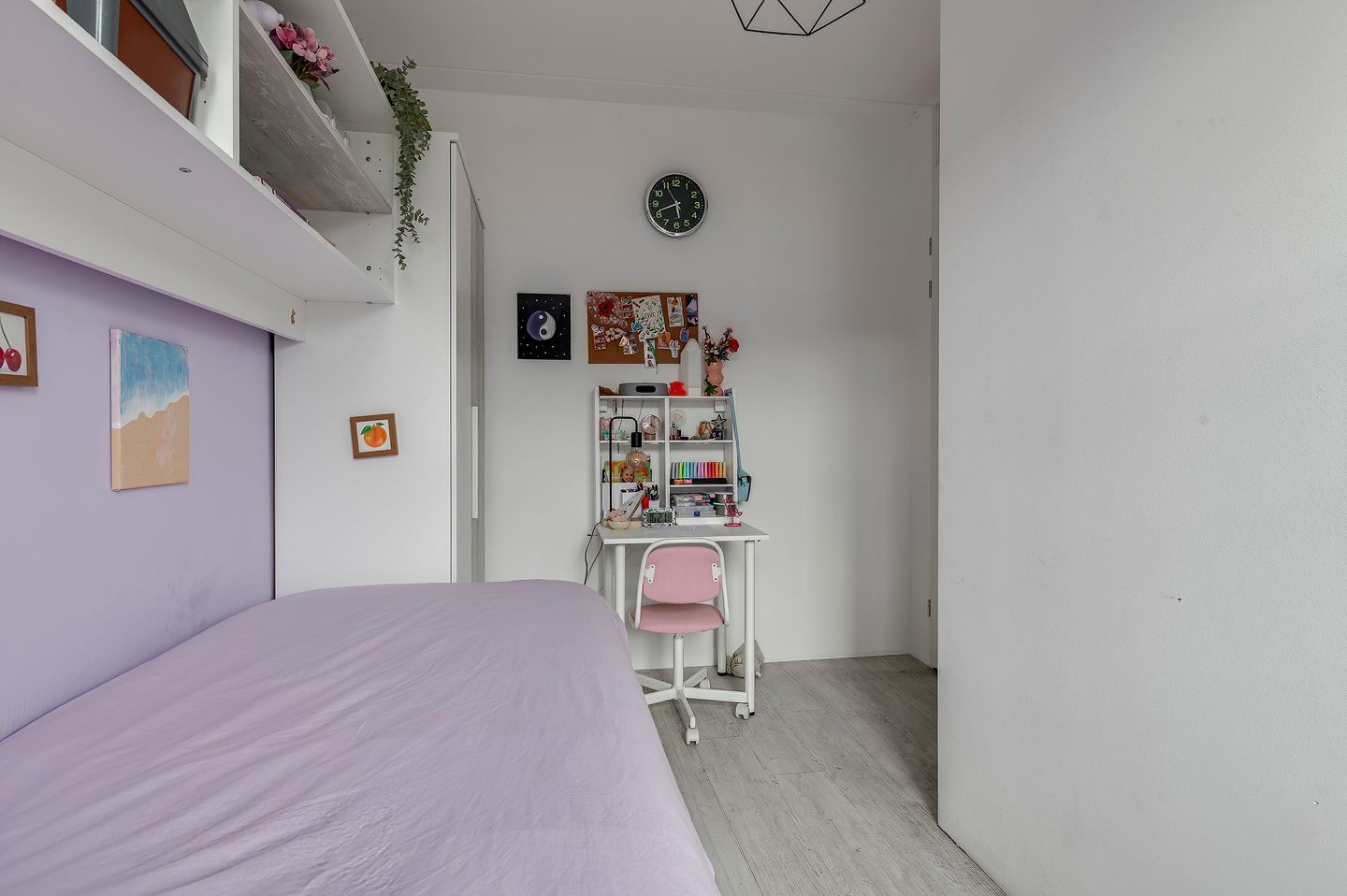 Photo 19 of Riek van Haarenstraat 14